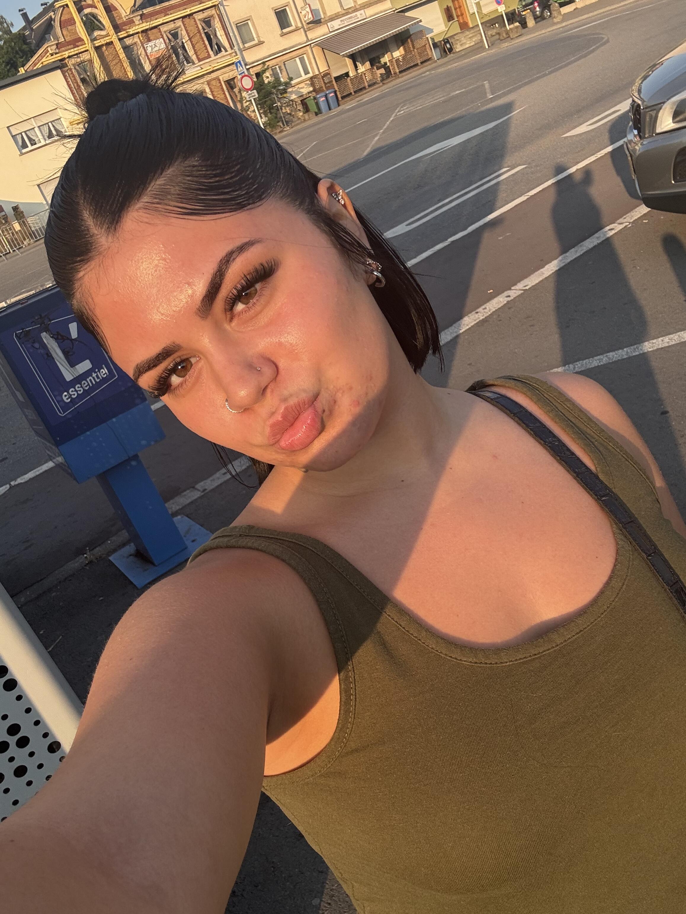 Nicole